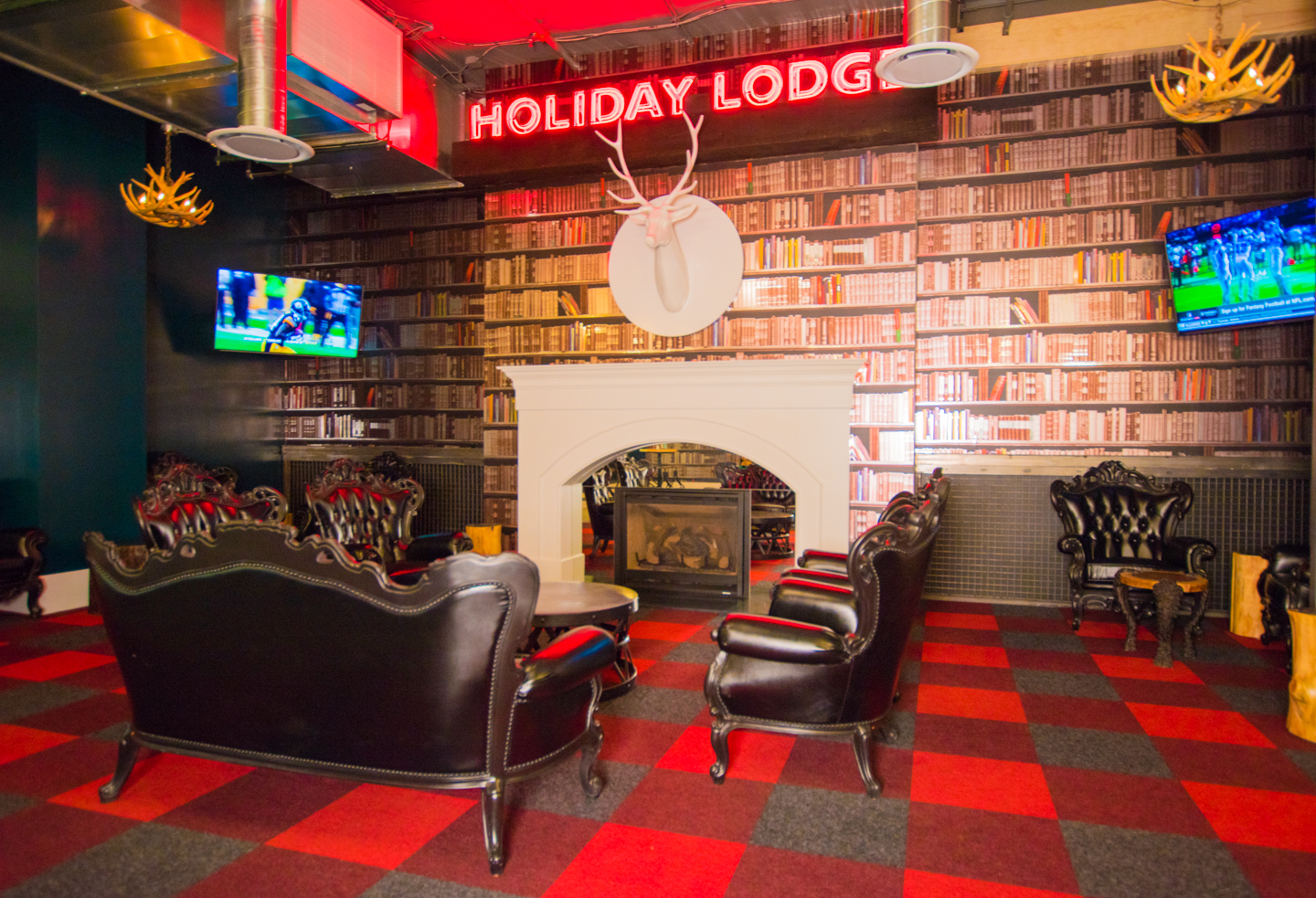 Group dinner activity image